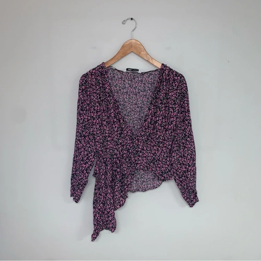 Zara Floral Blouse Women’s Medium Black‎ Pink Purple Ruffle Asymmetrical - Picture 3 of 11